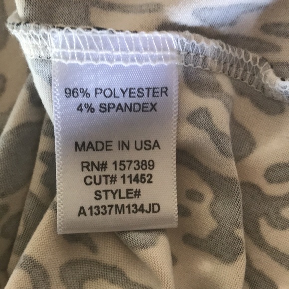 Originality Leopard Crop Top - Picture 4 of 7